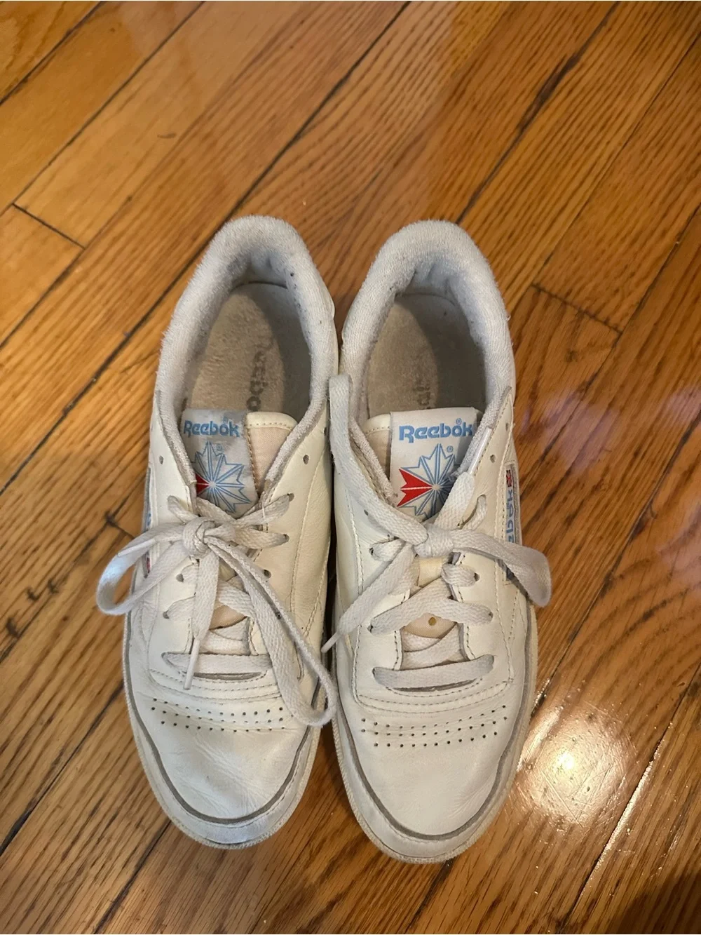 Reebok Club C-85 Vintage Off-White Leather Low-Top Sneakers in Chalk/Alabaster